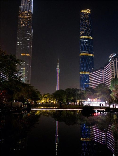 广州飞机网020tt，创造无与伦比的精彩体验！